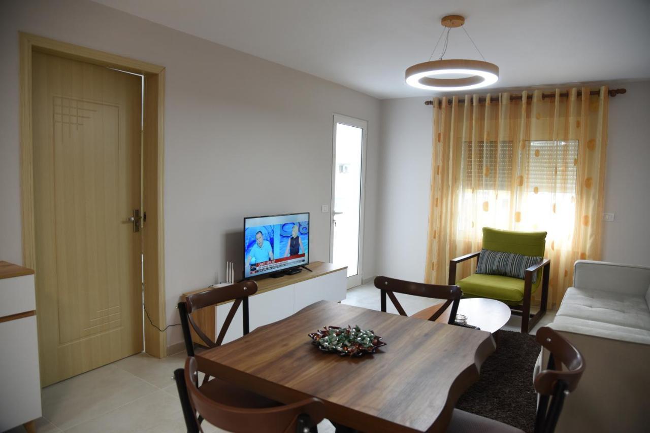 Apartament Alex's *